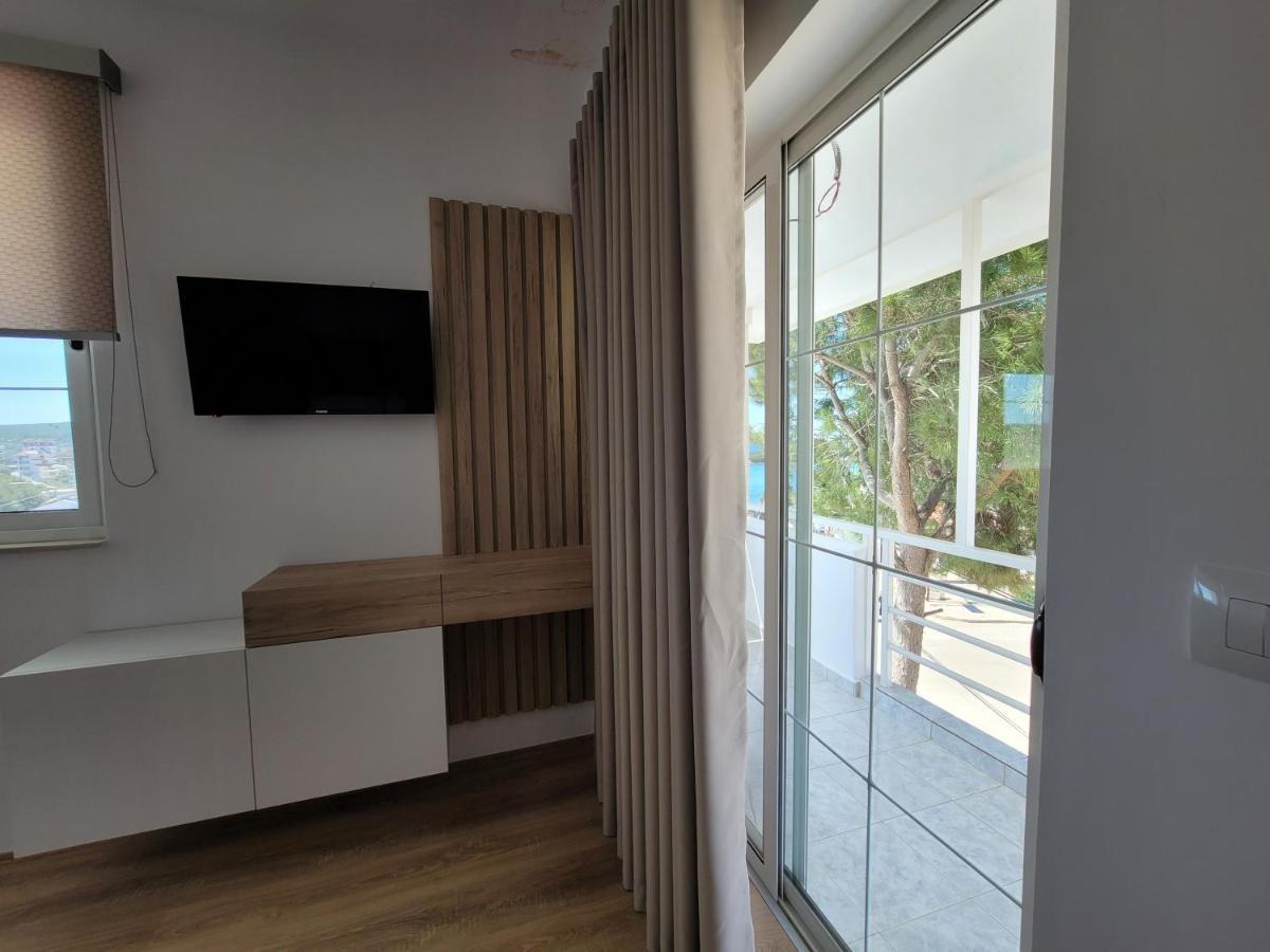 Prestige Hotel Ksamil Eksteriør billede