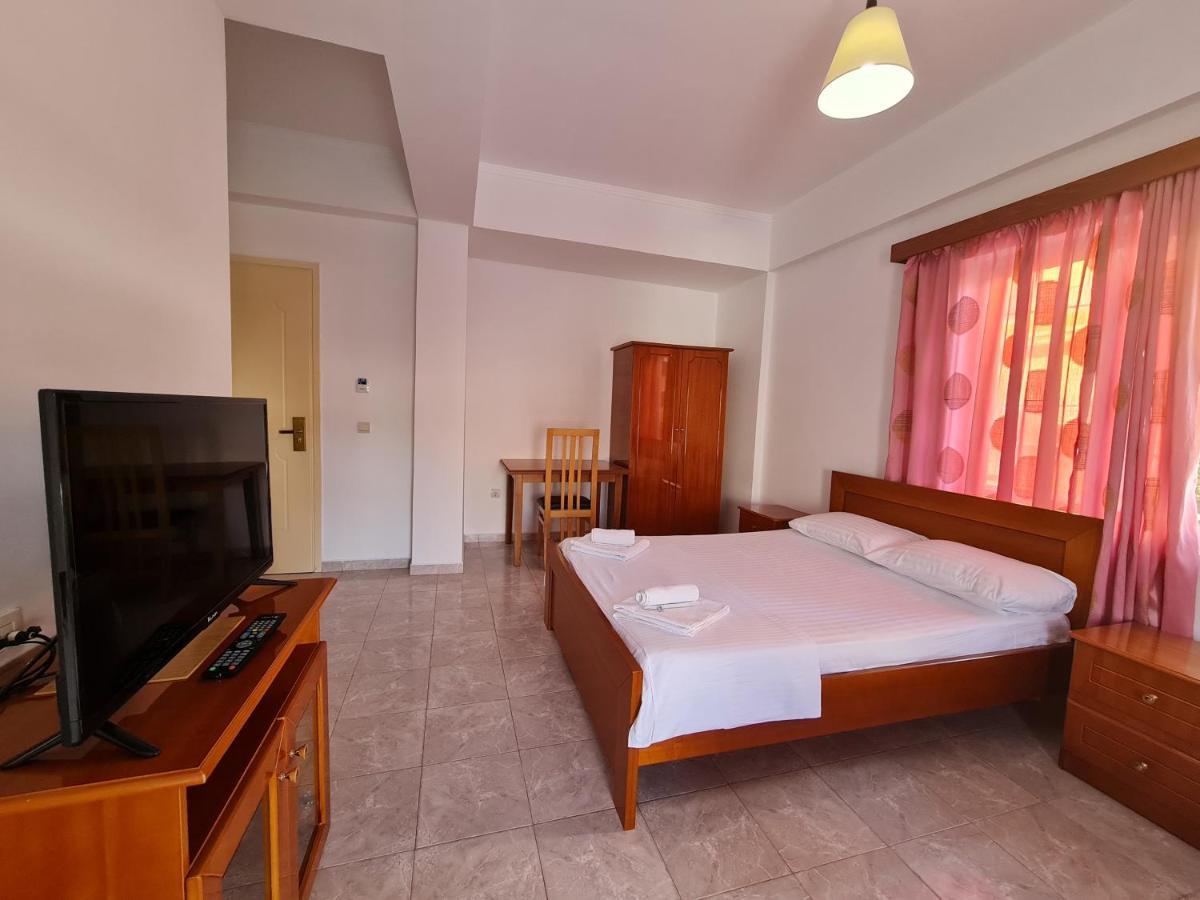 Prestige Hotel Ksamil Eksteriør billede