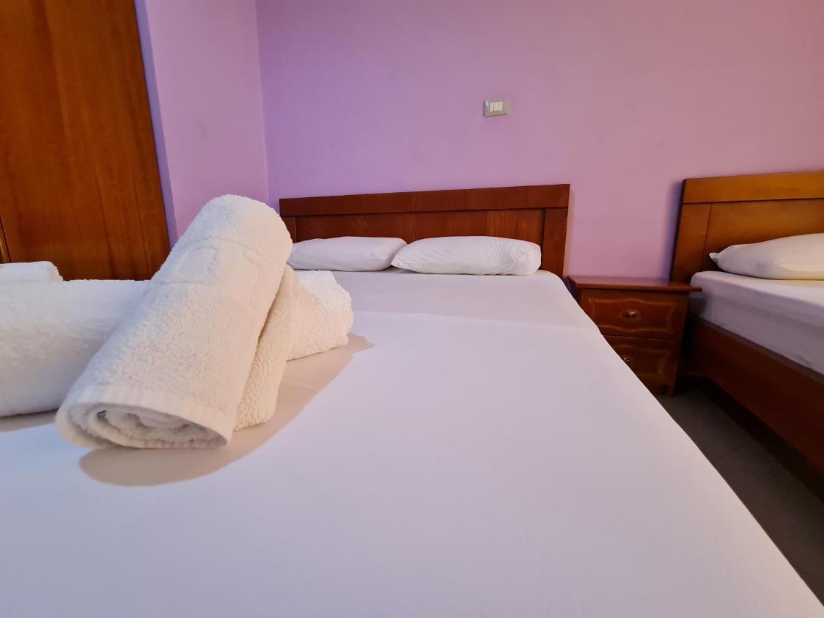 Prestige Hotel Ksamil Eksteriør billede