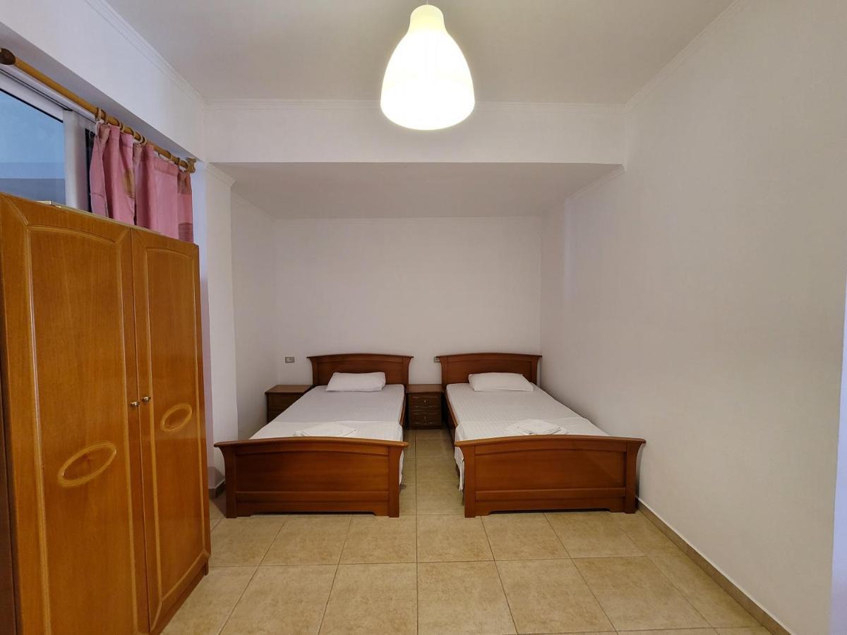 Prestige Hotel Ksamil Eksteriør billede