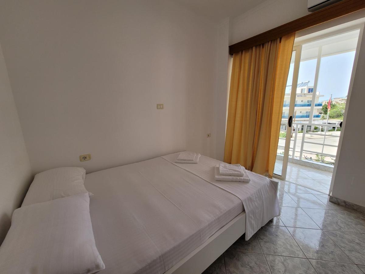 Prestige Hotel Ksamil Eksteriør billede