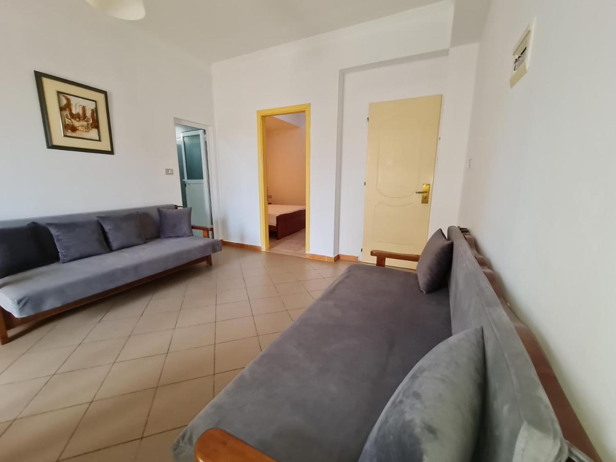Prestige Hotel Ksamil Eksteriør billede